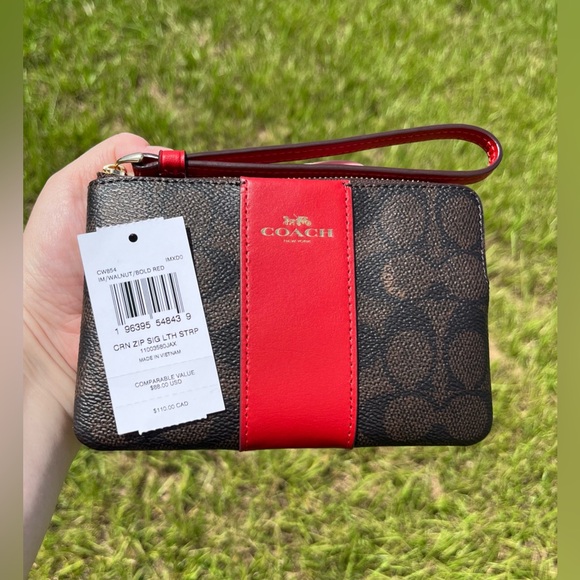 NWT Coach Signature Zip. Wristlet with Red Stripe - Picture 4 of 12